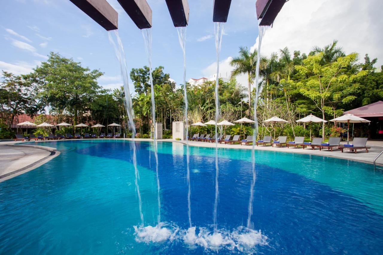 Deevana Patong Resort & Spa - Sha Extra Plus Exterior photo